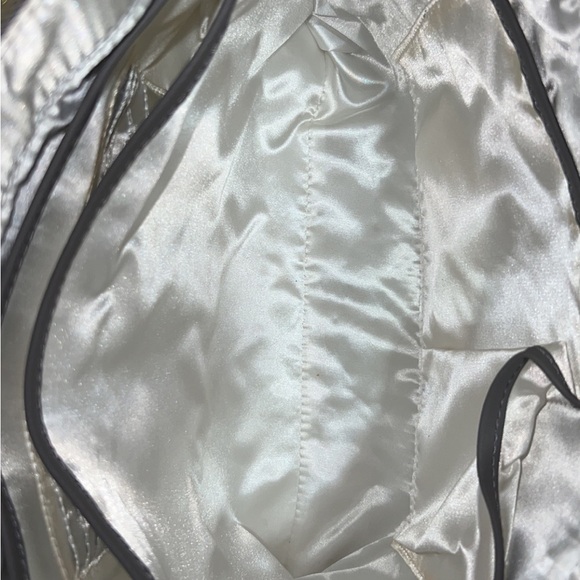 JOY & IMAN Fashionably Functional Leather Pop Tote (BRAND NEW) - Picture 12 of 15